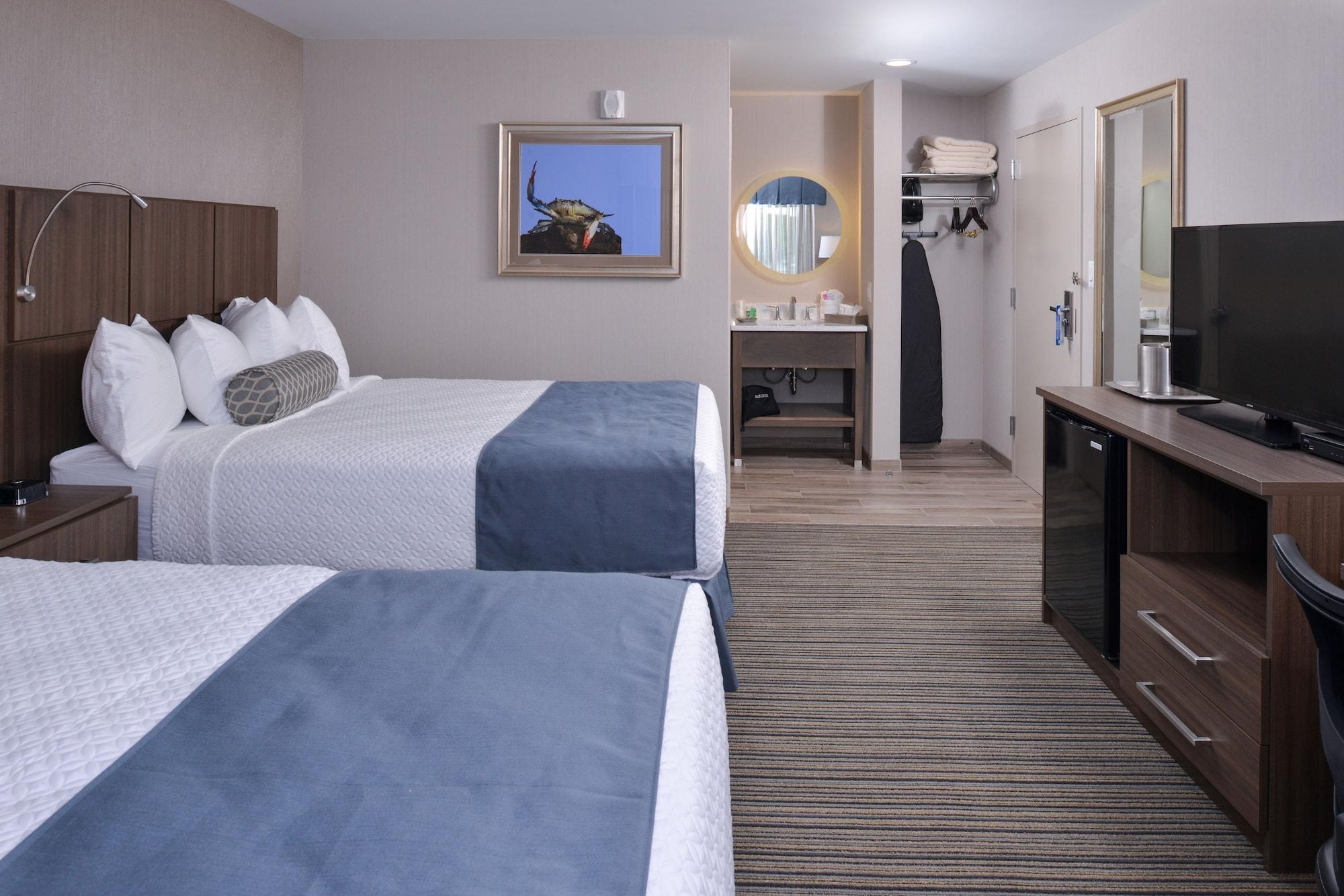Anchored At Hidden Harbor Hotel 4*