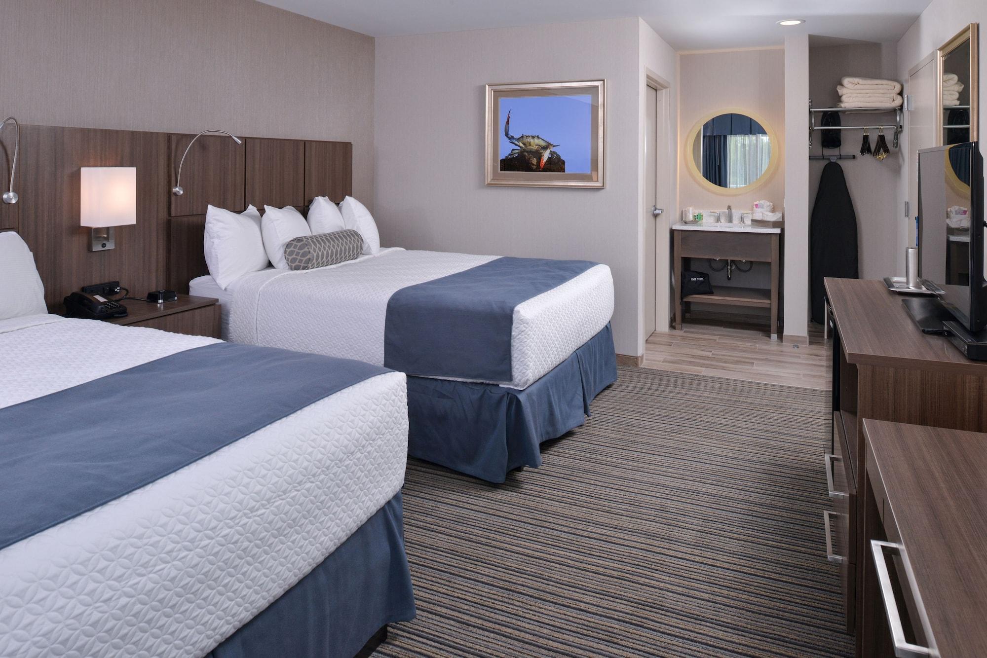 Anchored At Hidden Harbor Hotel 4*